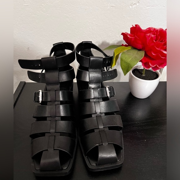 Zara leather women’s sandals shoes - Picture 1 of 6